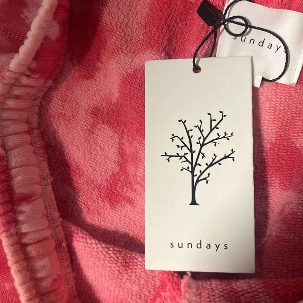 Sundays Sweatpants in red tie dye - Picture 3 of 3